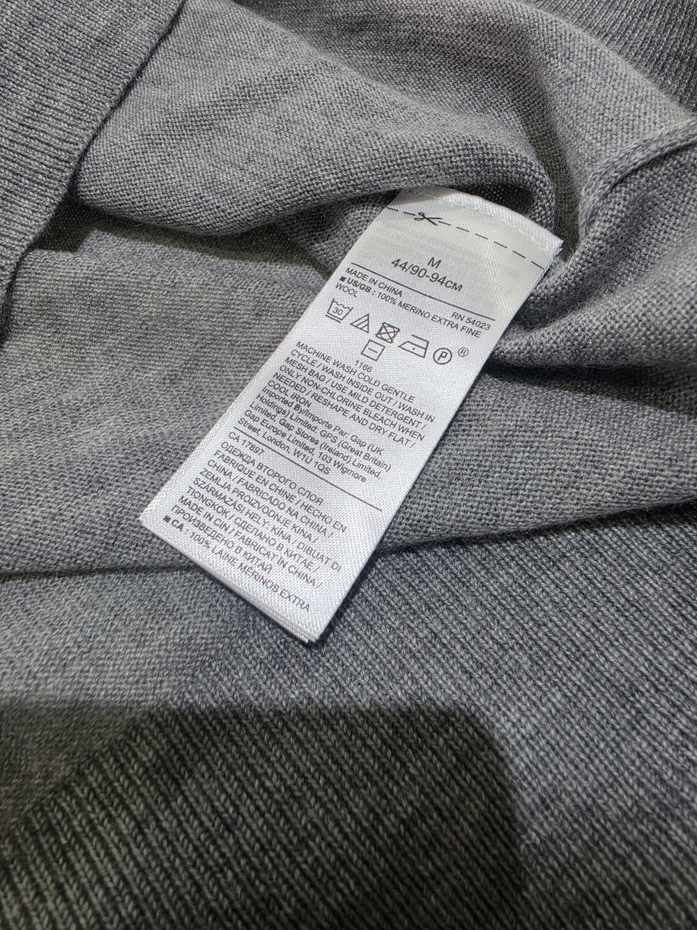 Banana Republic Gray Merino Wool Crewneck Sleeveless Tank/Sweater - Picture 8 of 8